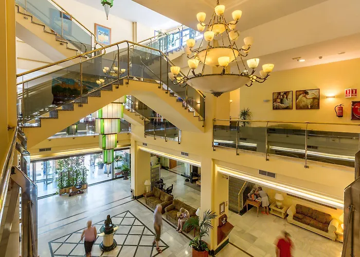 Yaramar - Adults Recommended Отель Фуэнхирола