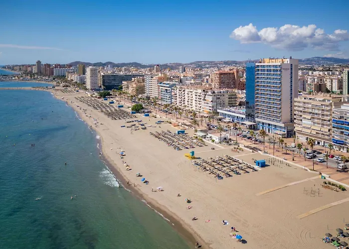 亚拉马尔酒店 - 建议成人入住 丰希罗拉